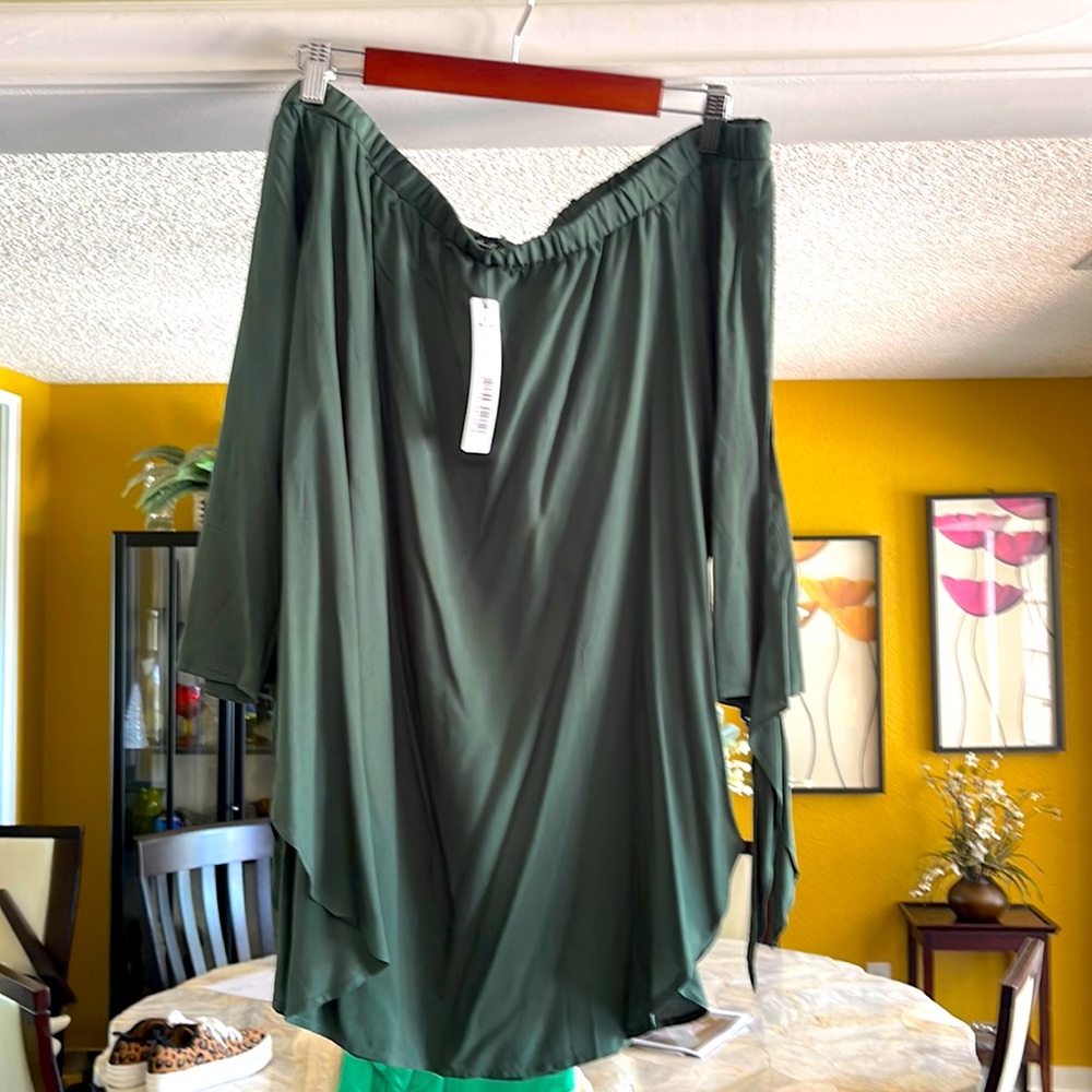 Off the shoulder forest green top!